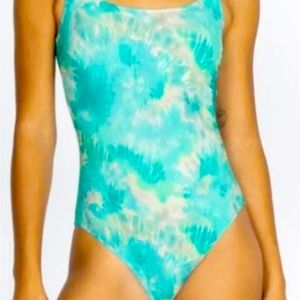 Johnny Was Calme One Piece
Tank Swim Suit Aqua Keys
Turquoise Size SMALL NWT